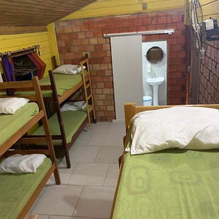 Hostel Encantadas Ecologic 蜜岛 外观 照片